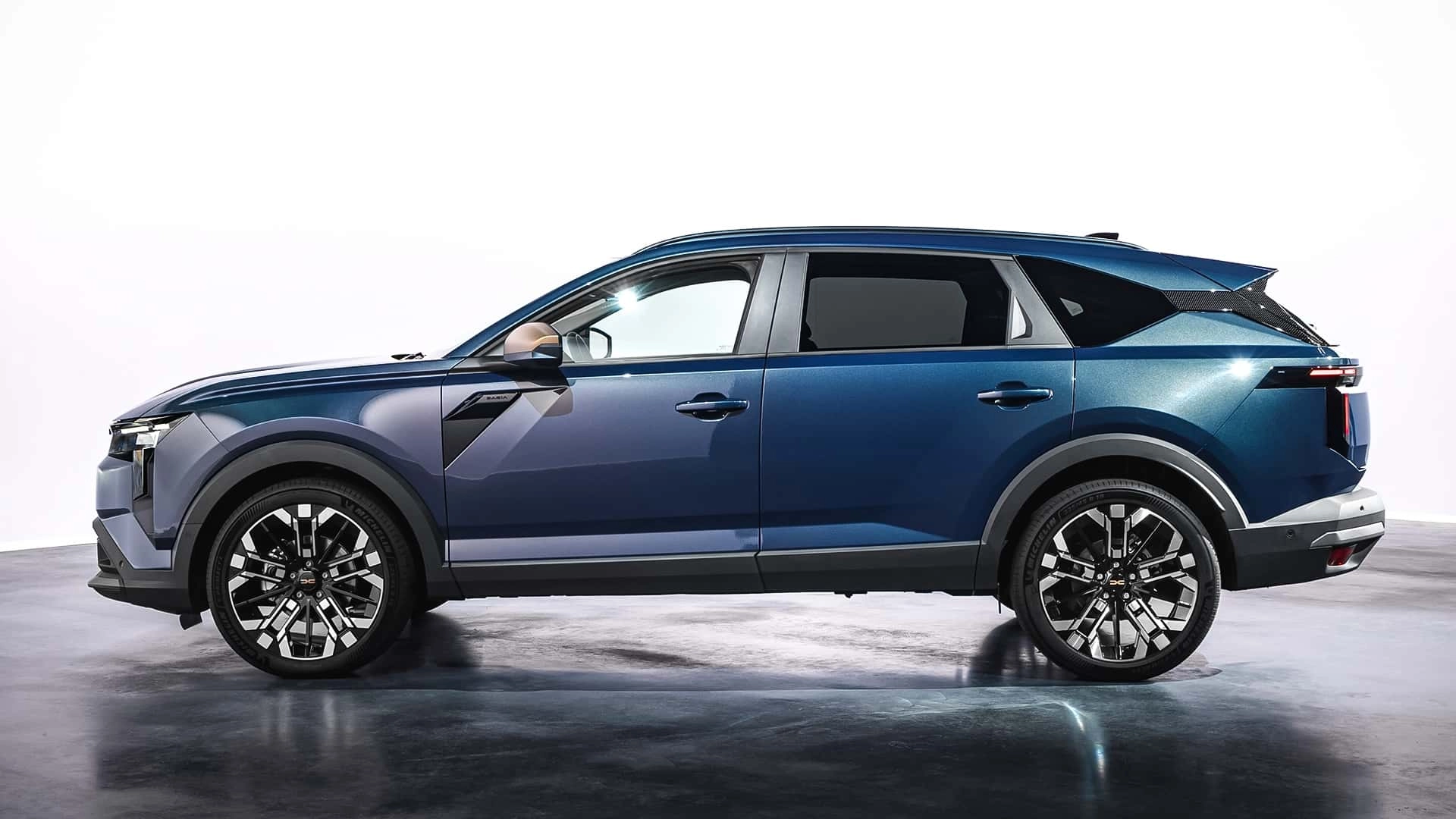 Dacia striker extreme hybrid 150 4x4 2026 (1)